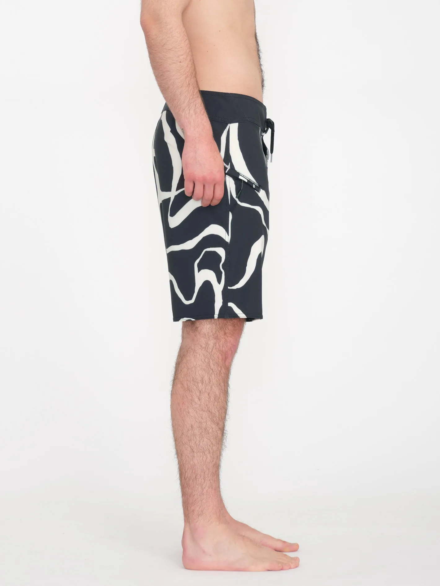 Blind Lines Mod 19" Boardshort - BLACK