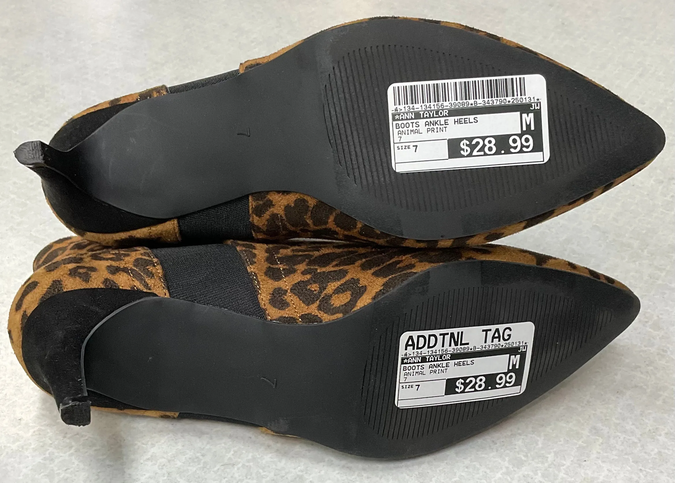 Boots Ankle Heels By Ann Taylor In Animal Print, Size:7