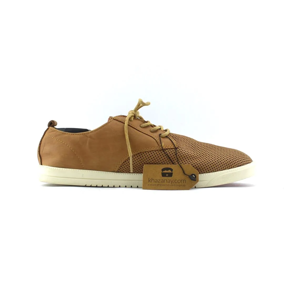 CLAE EST.2001