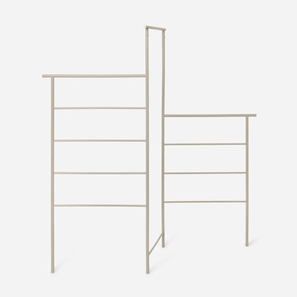 Dora Clothes Stand