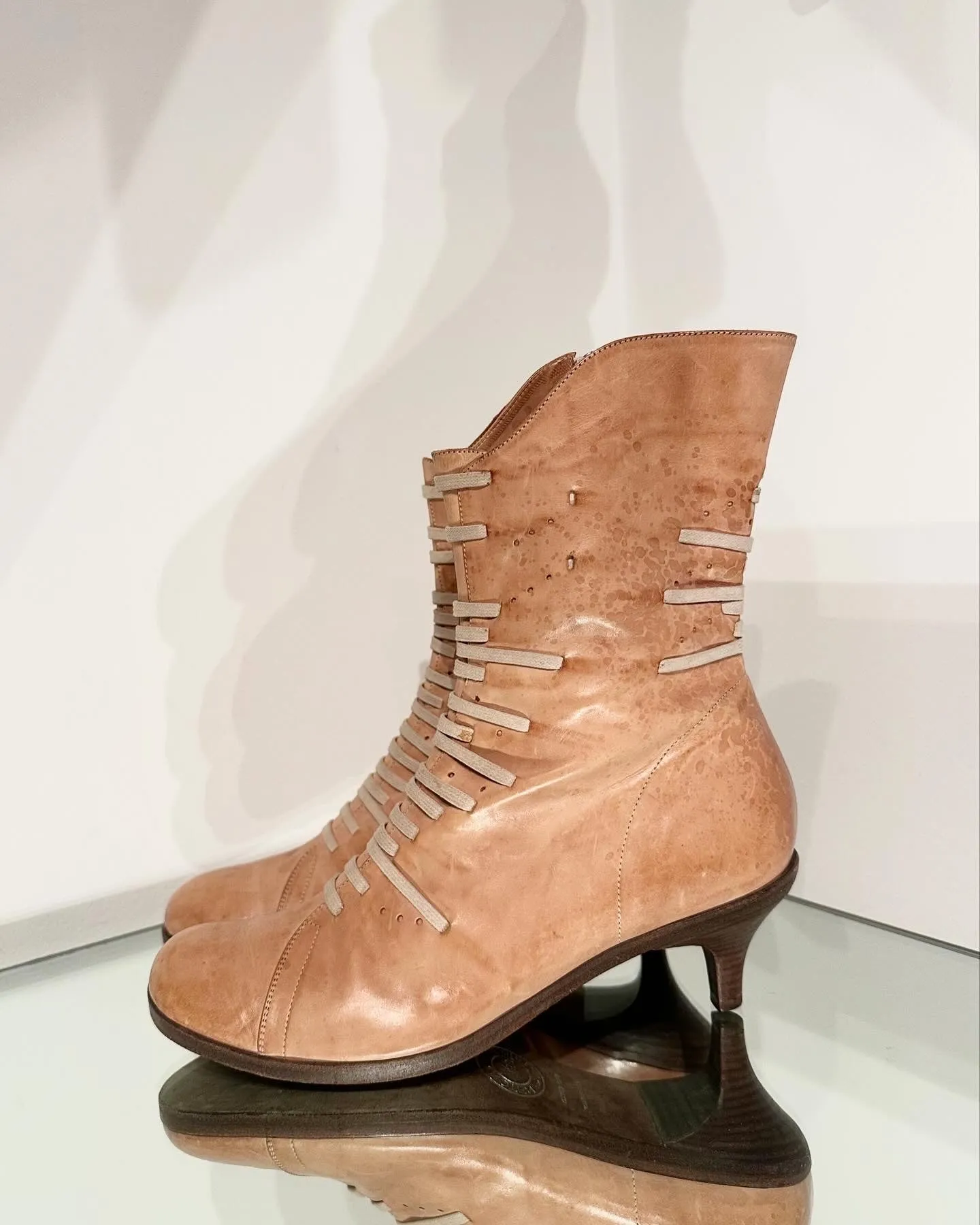 DRIES VAN NOTEN Distressed Kitten Heel Leather Ankle Boots