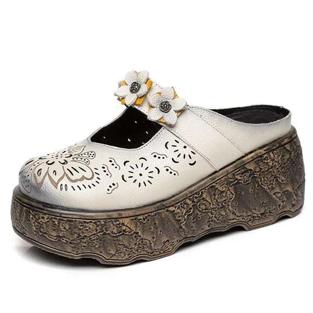 Kimberly Women's Retro Style Leather Clogs
