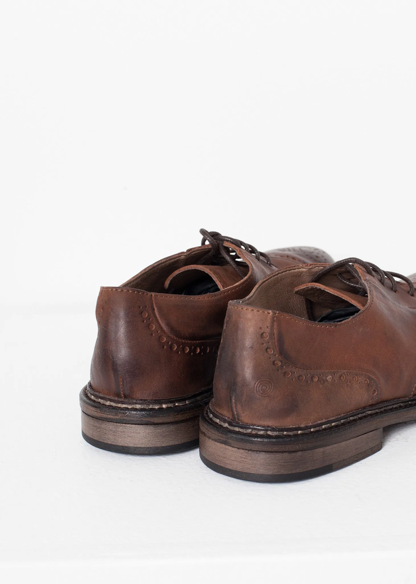 Marrone Oxford in Brown - A Stylish and Fashionable Choice