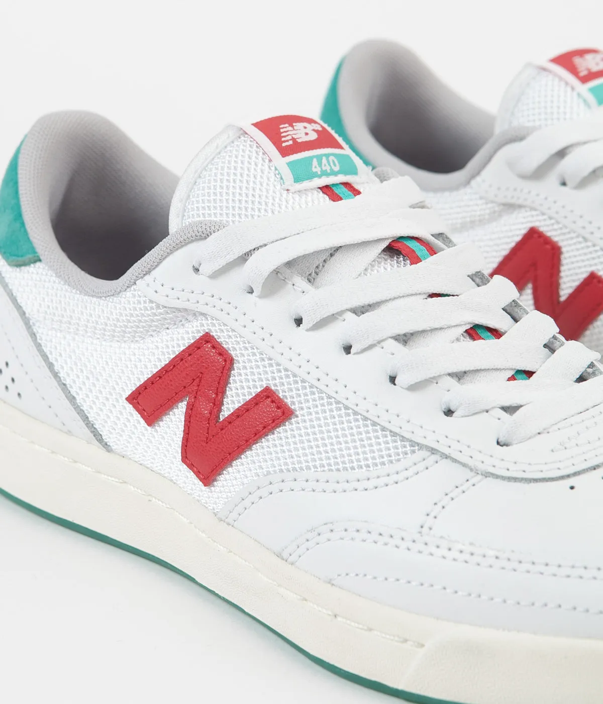 New Balance Numeric 440 Tom Knox Shoes - White / Red