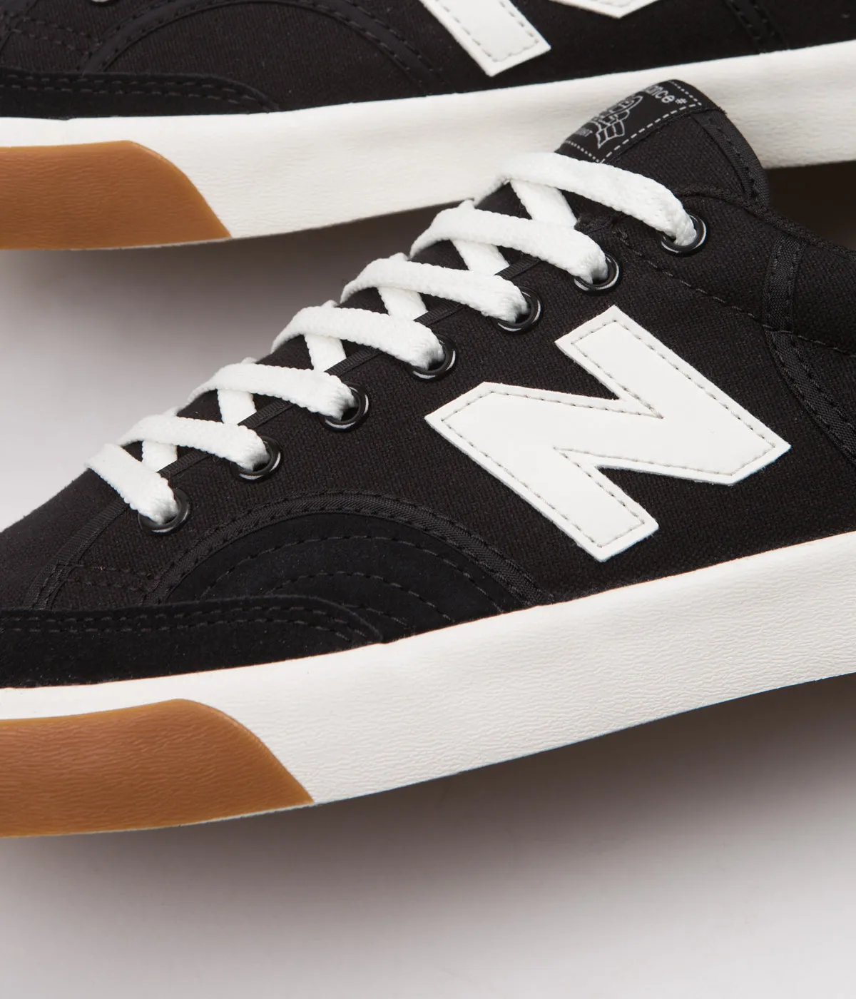 New Balance Numeric Pro Court 212 Shoes - Black / White