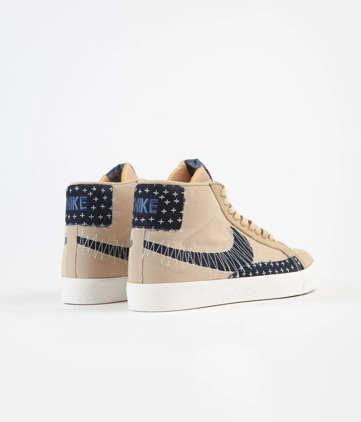 Nike SB Blazer Mid Premium Shoes - Sesame / Mystic Navy - Sail - Gum Light Brown