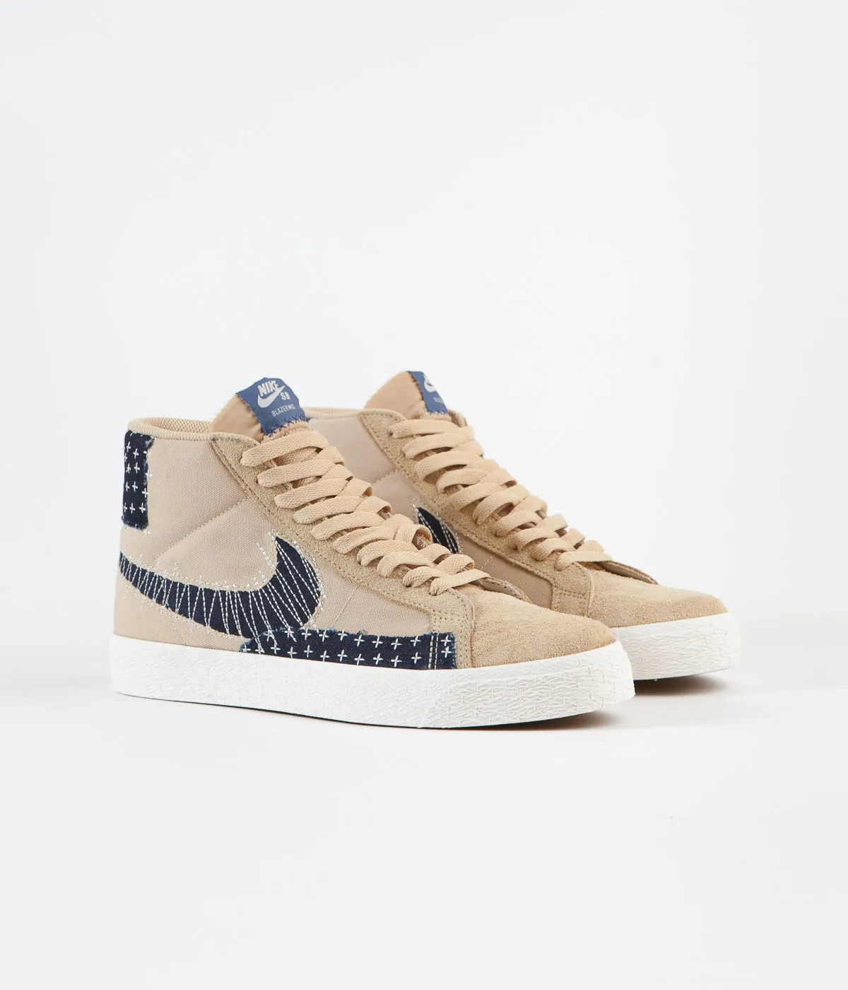 Nike SB Blazer Mid Premium Shoes - Sesame / Mystic Navy - Sail - Gum Light Brown