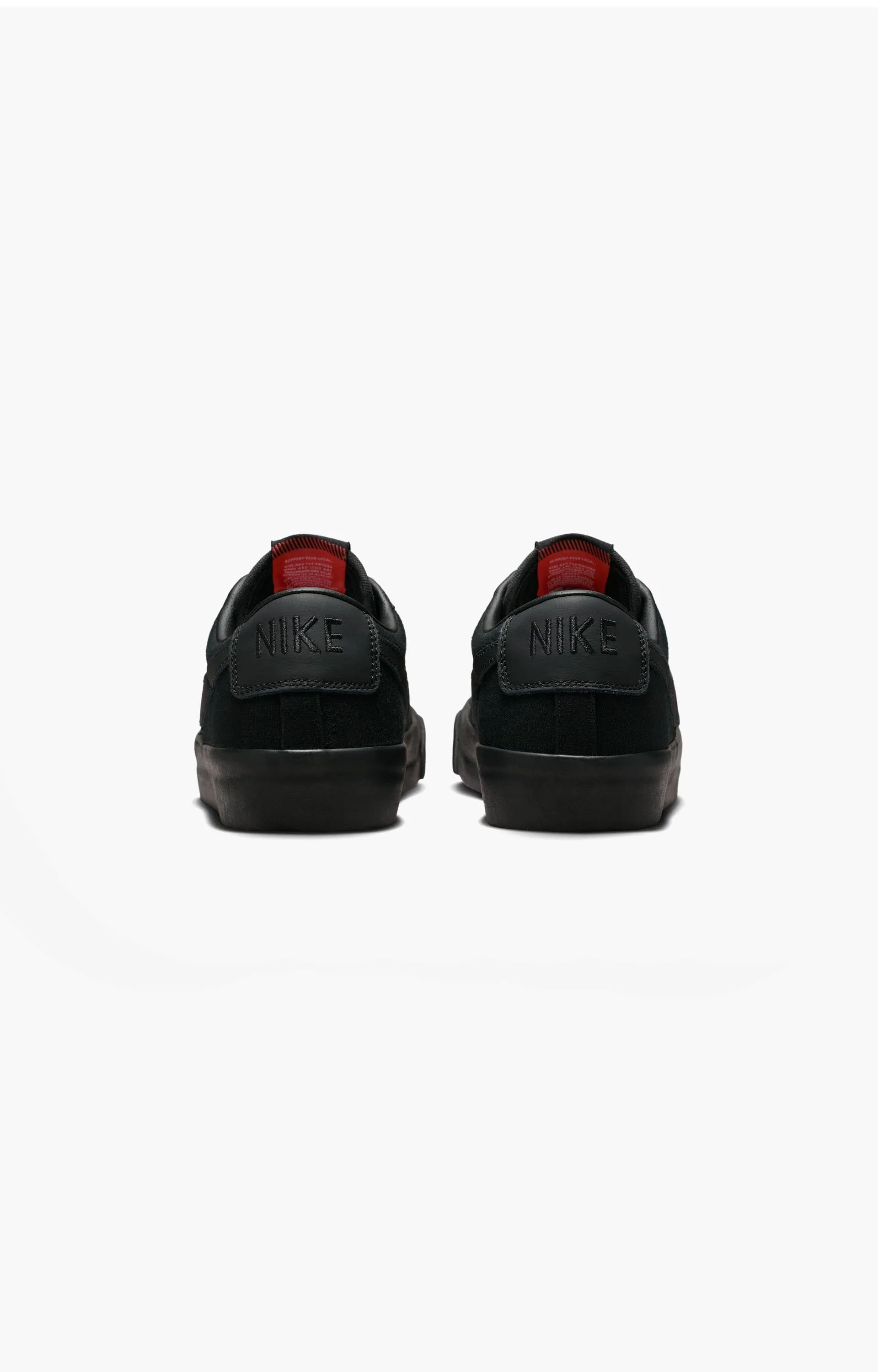Nike SB Zoom Blazer Low Pro GT ISO, Black/Black/Black