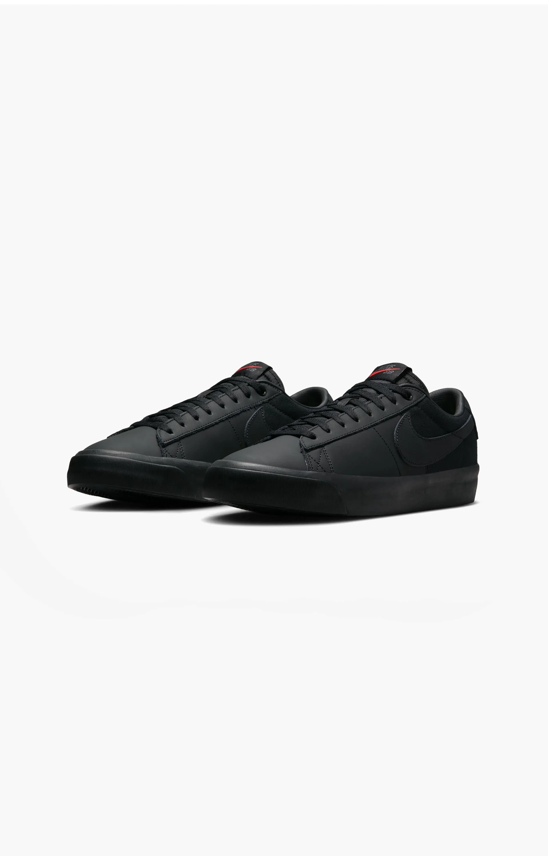 Nike SB Zoom Blazer Low Pro GT ISO, Black/Black/Black