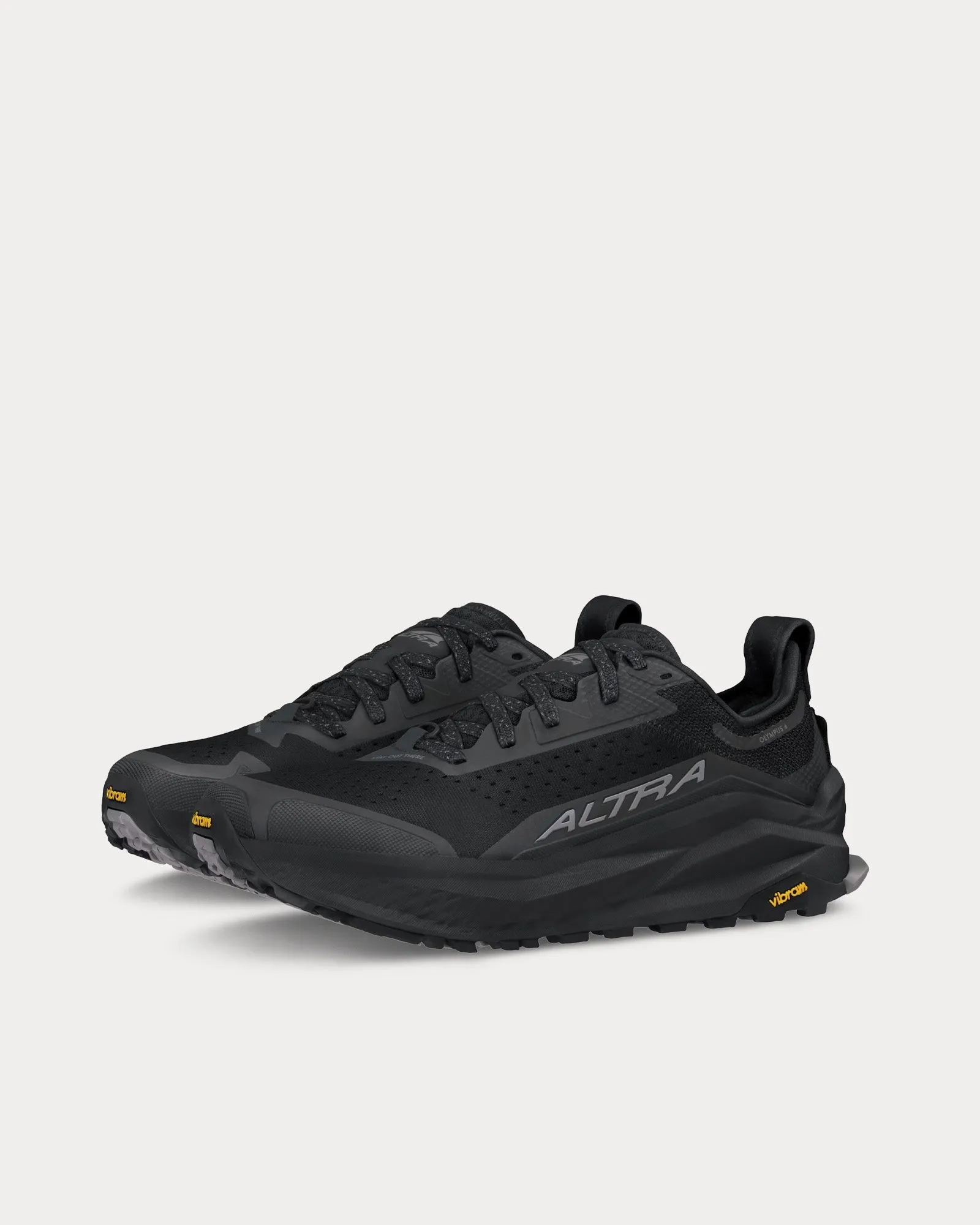 Olympus 6 Black Running Shoes