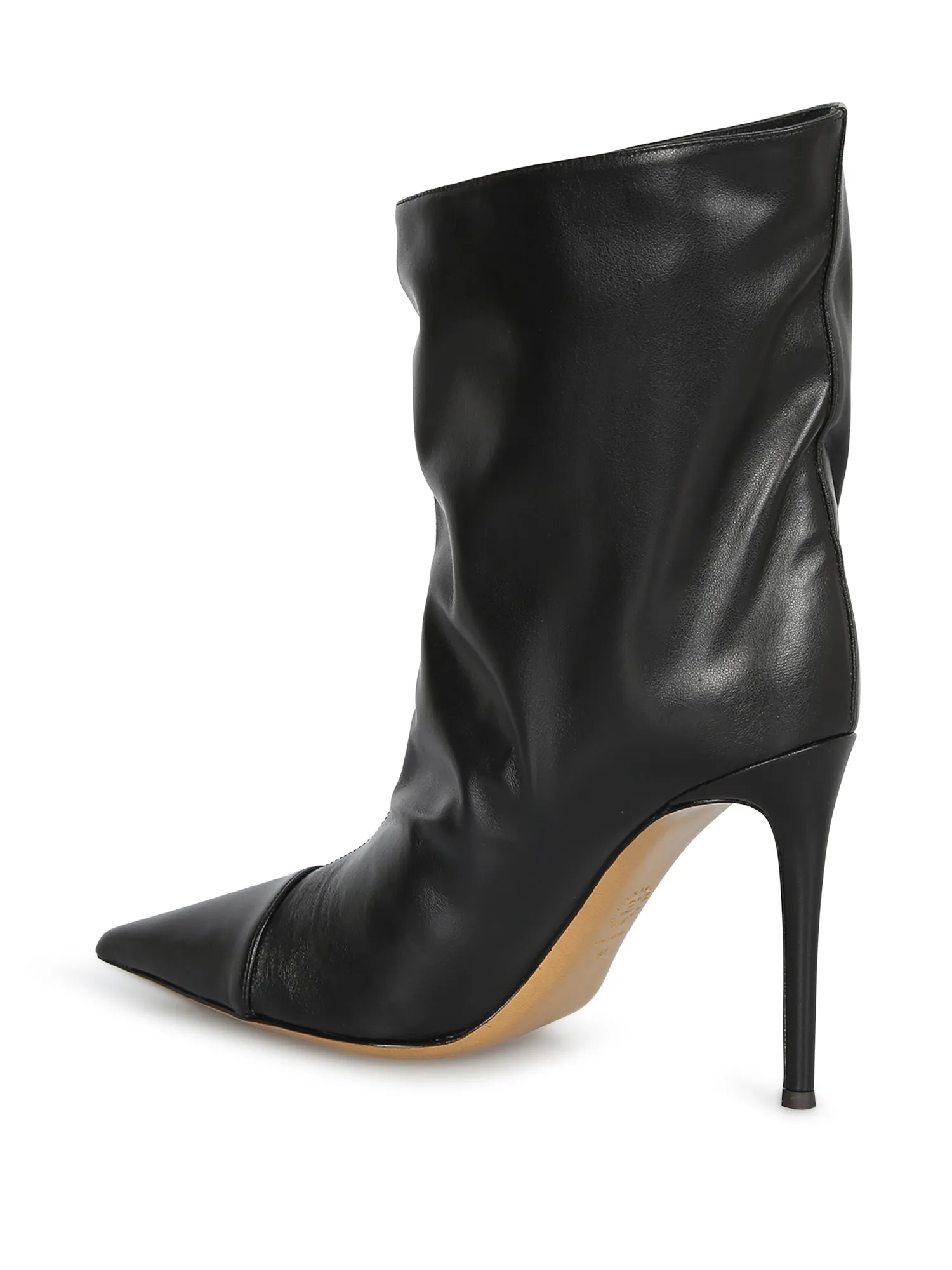Pointed ankle boots