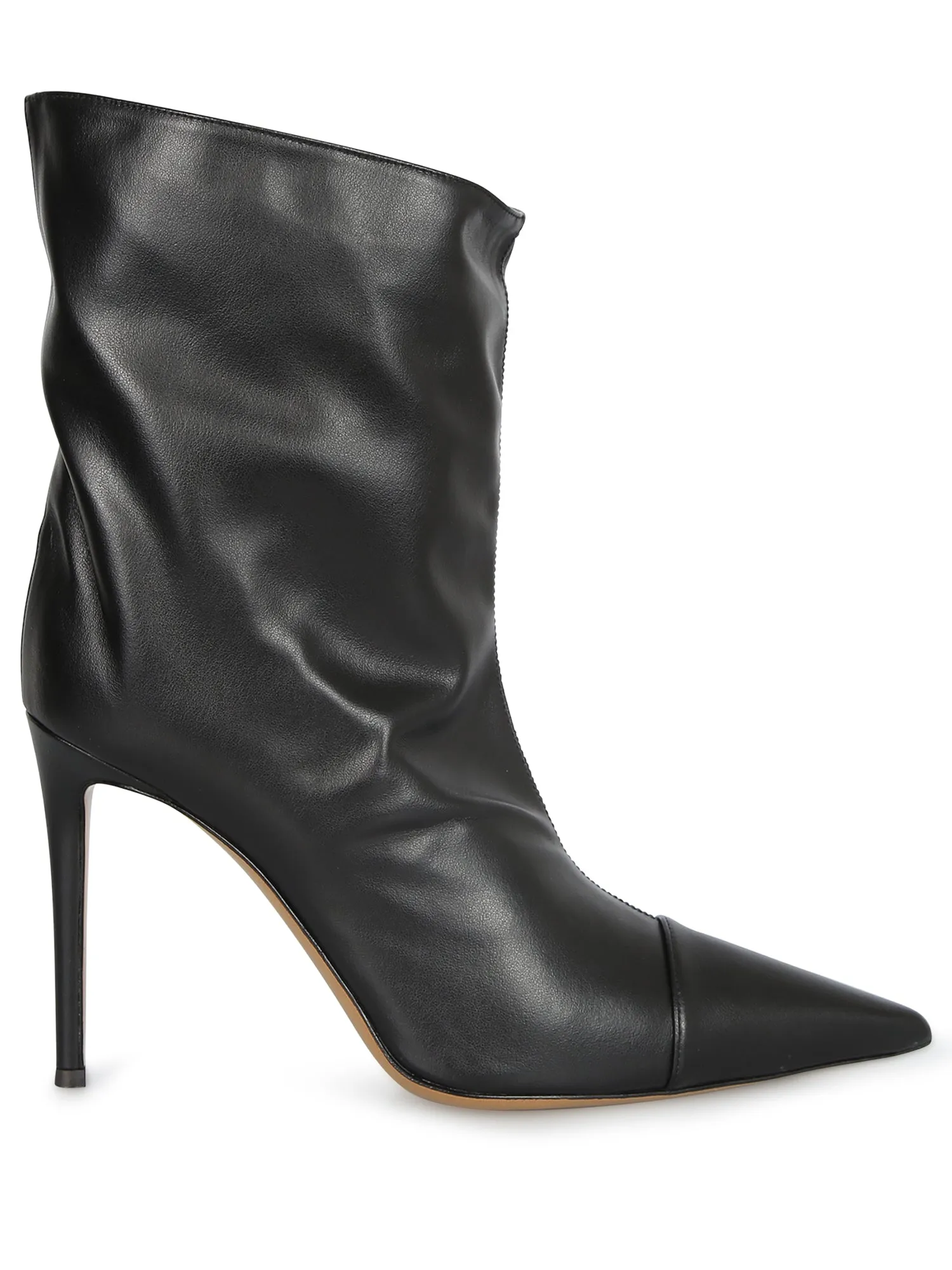 Pointed ankle boots