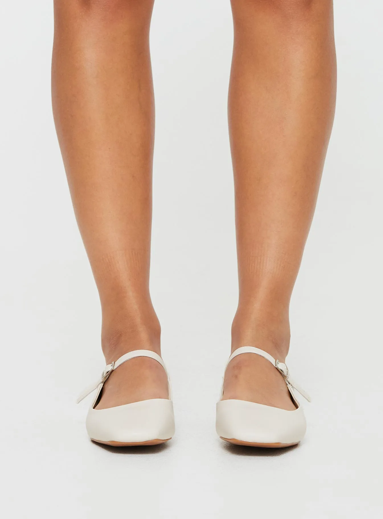 Rebekka Ballet Flats Cream