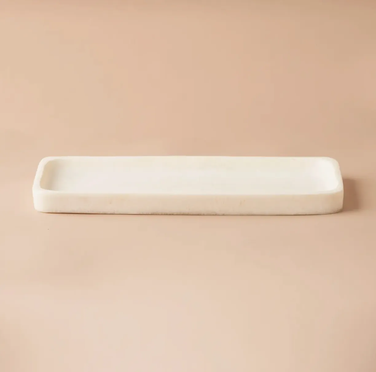 Resin marbled tray, marshmallow