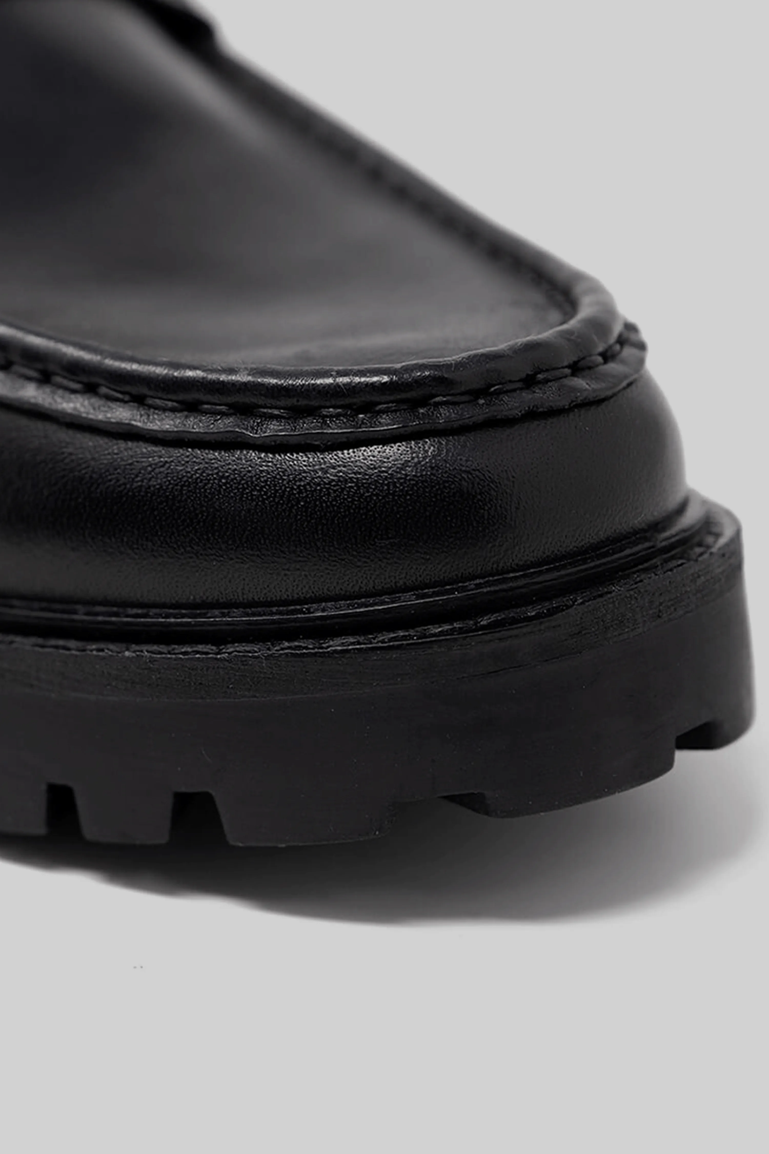 Sean Trim Loafer Black