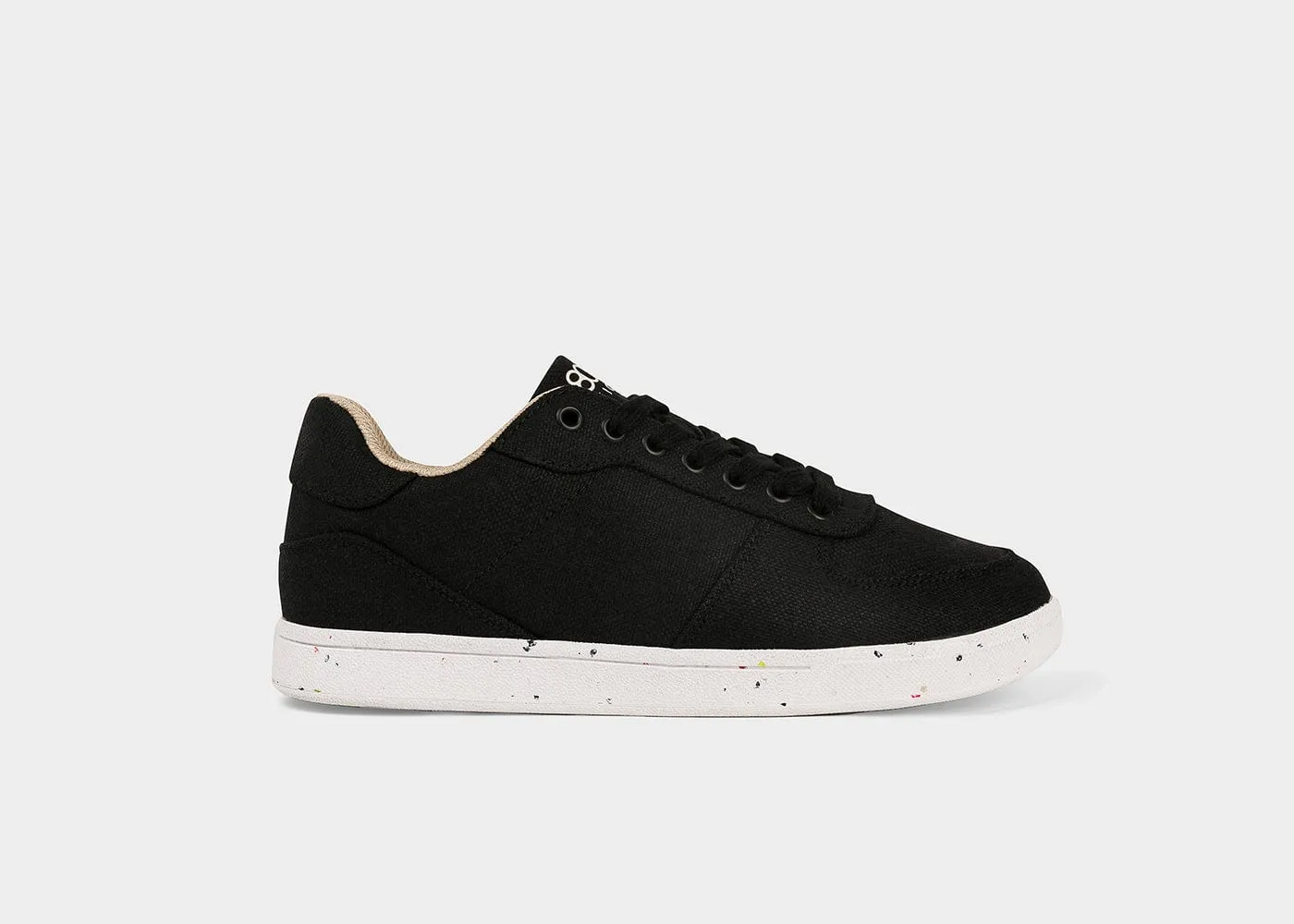Seeker Women's Vegan Hemp Sneakers | Black & White