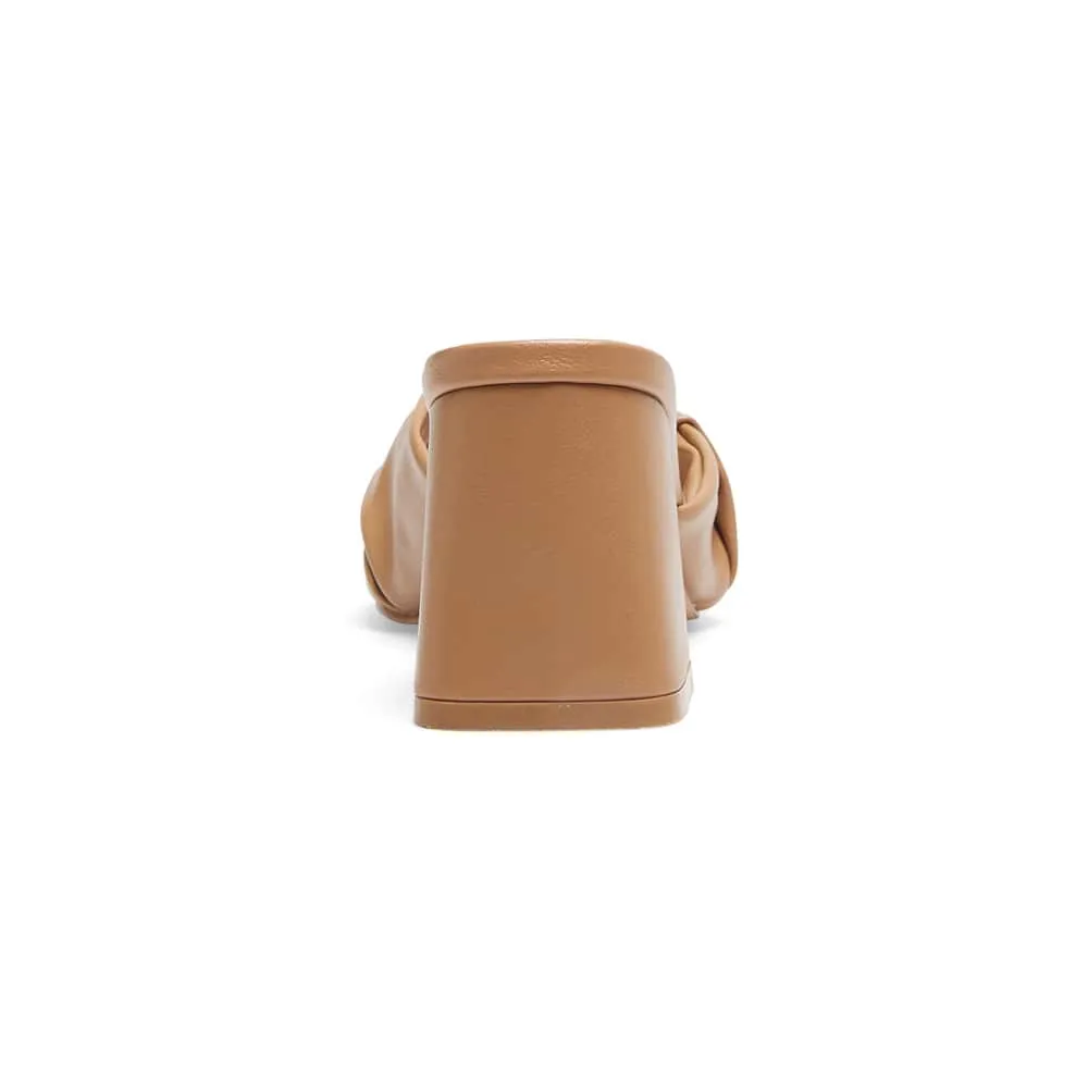 Skye Heel in Camel Smooth