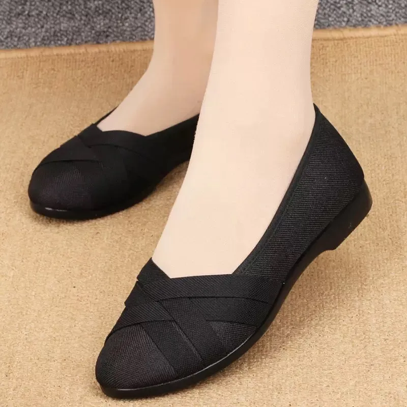 USS Shoes Gilda Women's Flat Slip-On Shoes