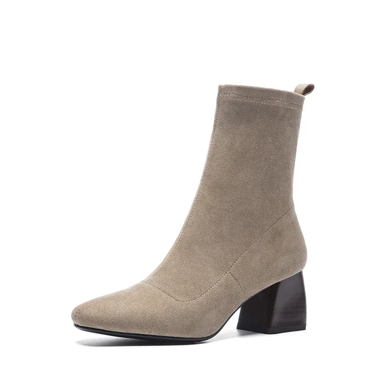 USS Shoes Raibel Women's Velvet Stretch Boots