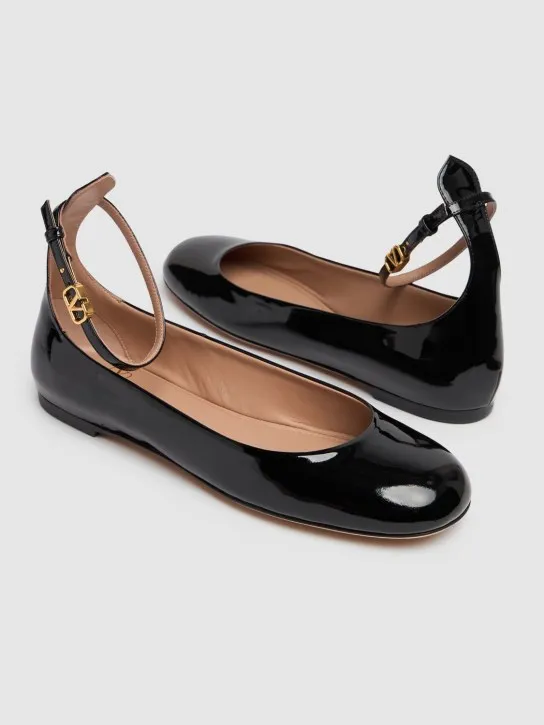 Valentino Garavani   5mm Tango patent leather ballerina flats 