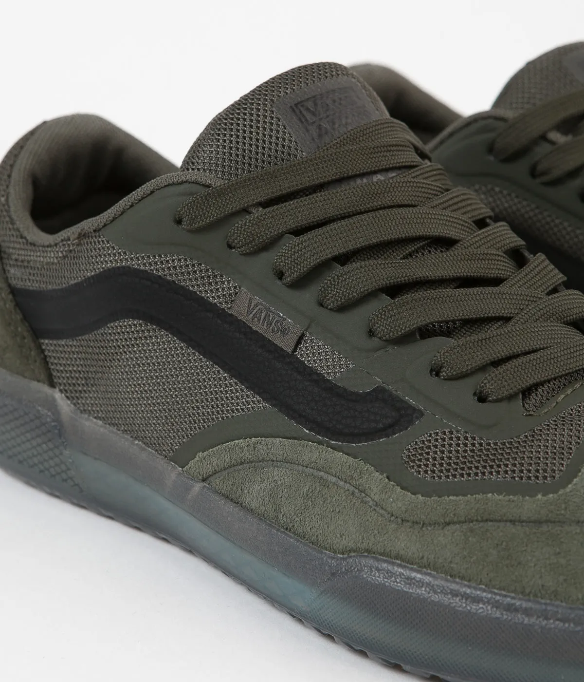 Vans AVE Pro Shoes - (Rainy Day) Forest Night / Black