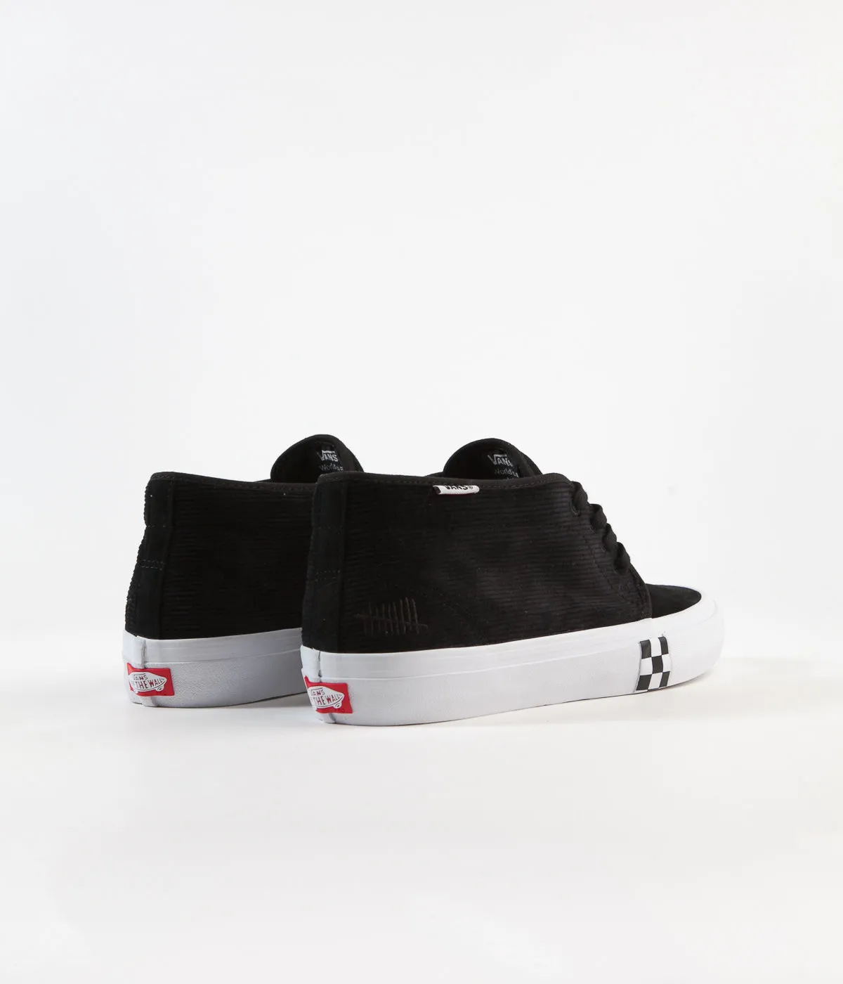 Vans Chukka Pro Shoes - (Danny Wainwright) Black / True White