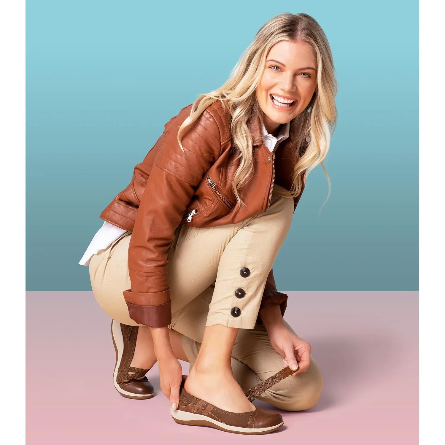 Women's Aetrex Annie Cognac Leather