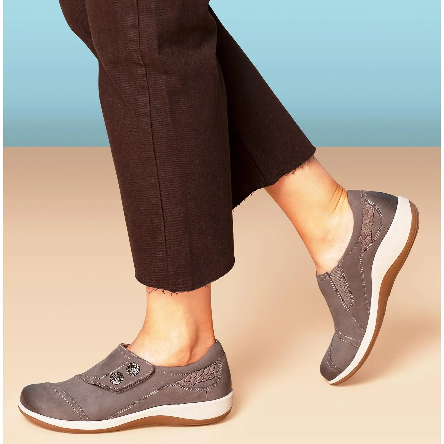Women's Aetrex Karina Warm Grey Leather